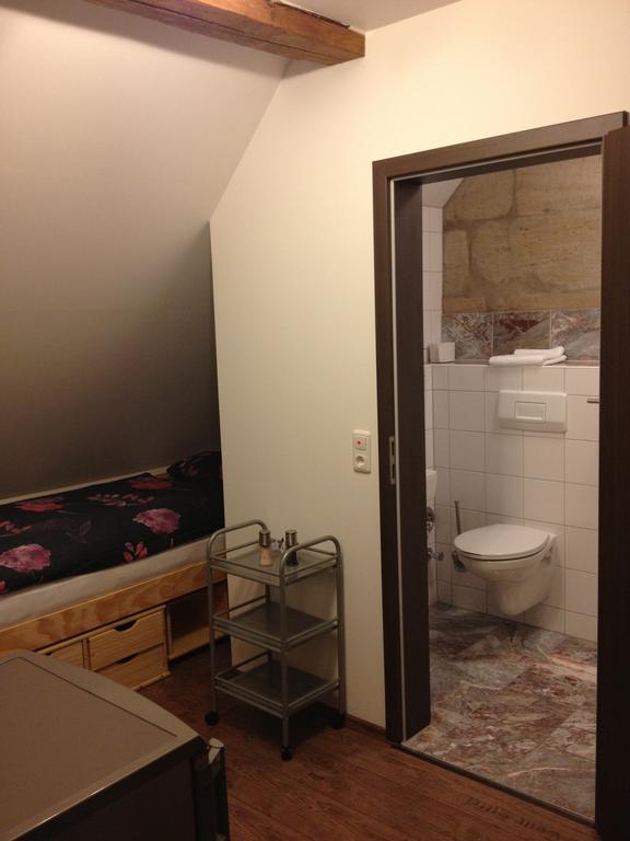 Old Town Guesthouse Erlangen Zimmer foto